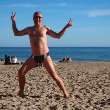 Alfred on the beach Playa del Postiguet of Alicante after a refreshing swim in the Mediterranean Sea (water temperature 17°C)